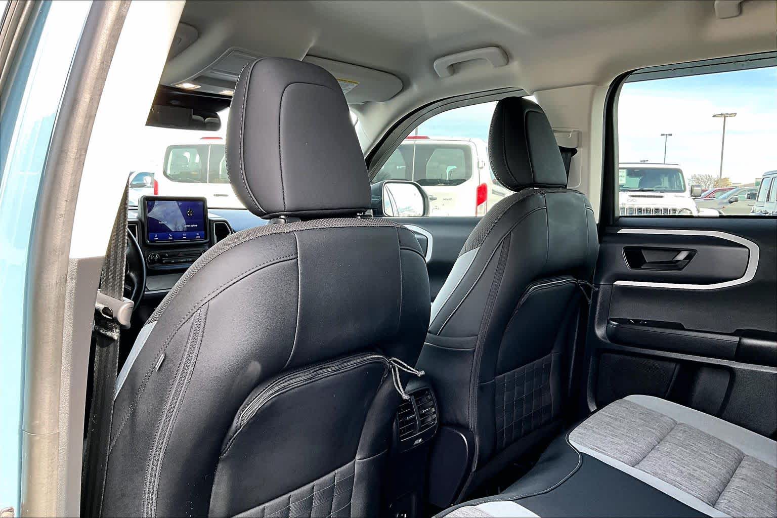 Thumbnail: 2023 Ford Bronco Sport - 11