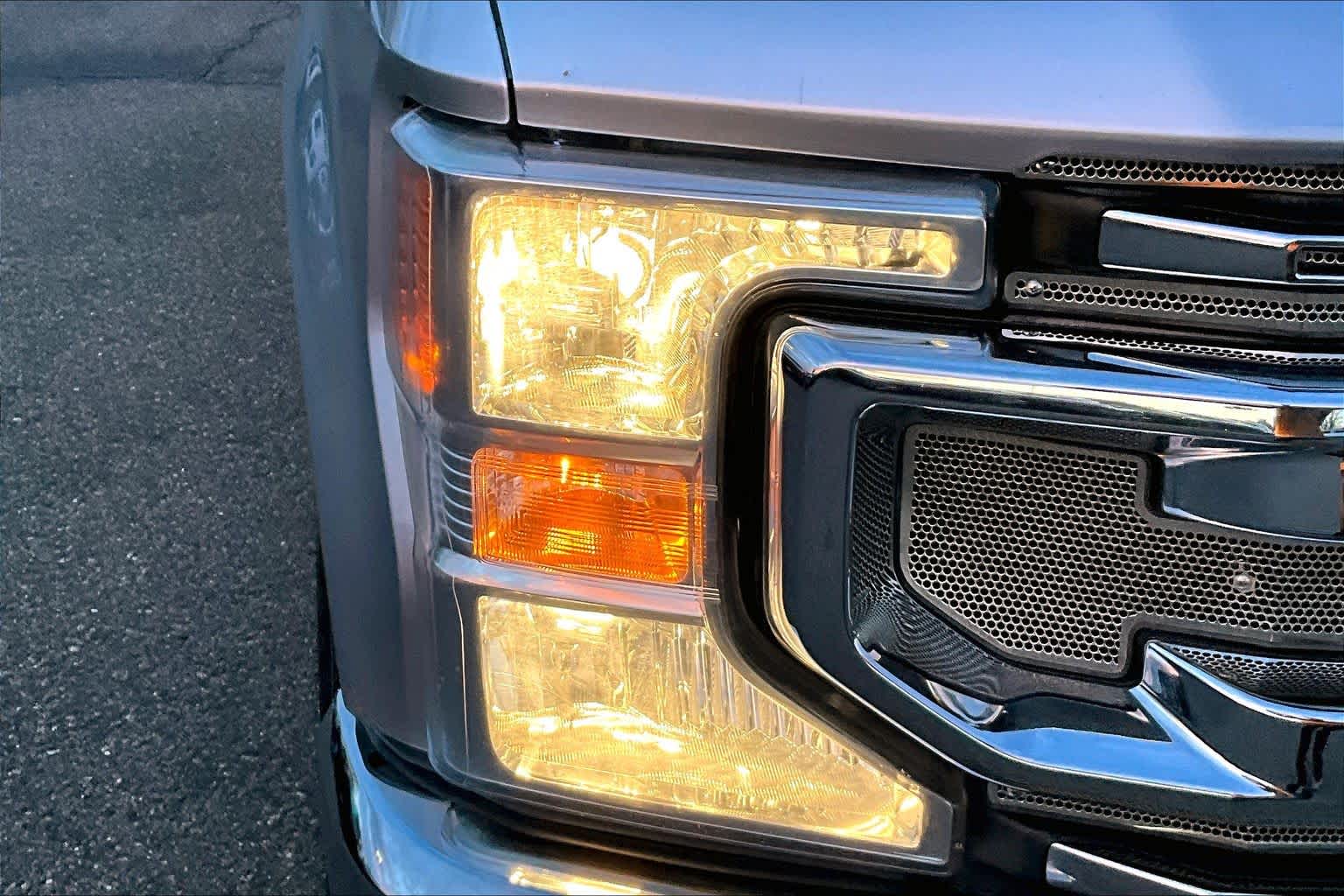 Thumbnail: 2022 Ford F-350 - 31