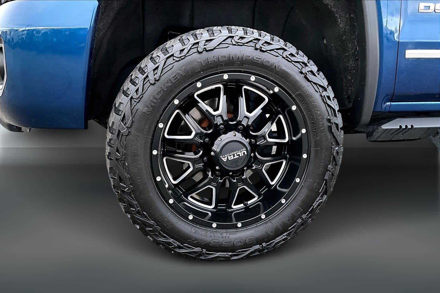 Thumbnail: 2015 GMC Sierra 2500 - 8