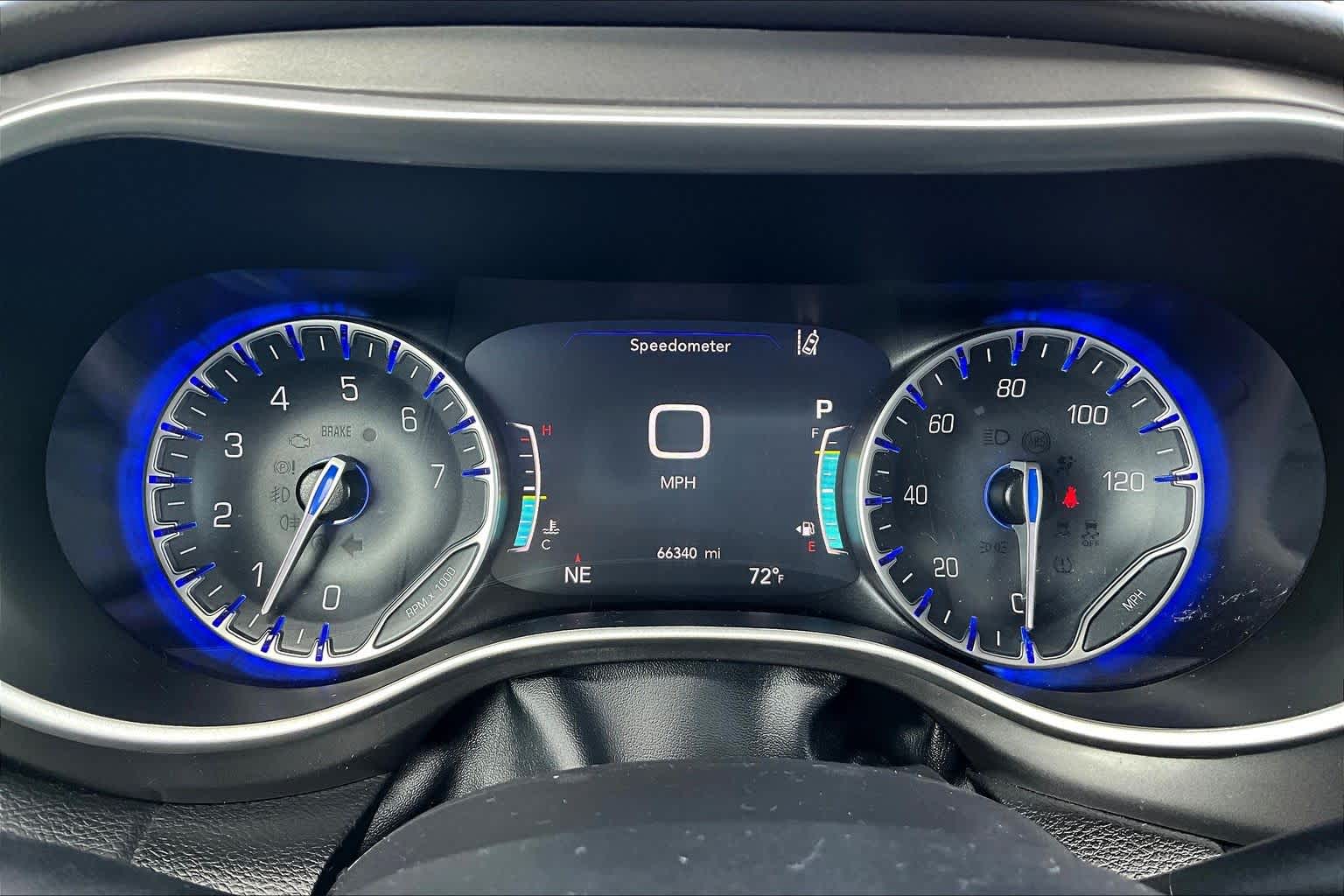 Thumbnail: 2024 Chrysler Pacifica - 17