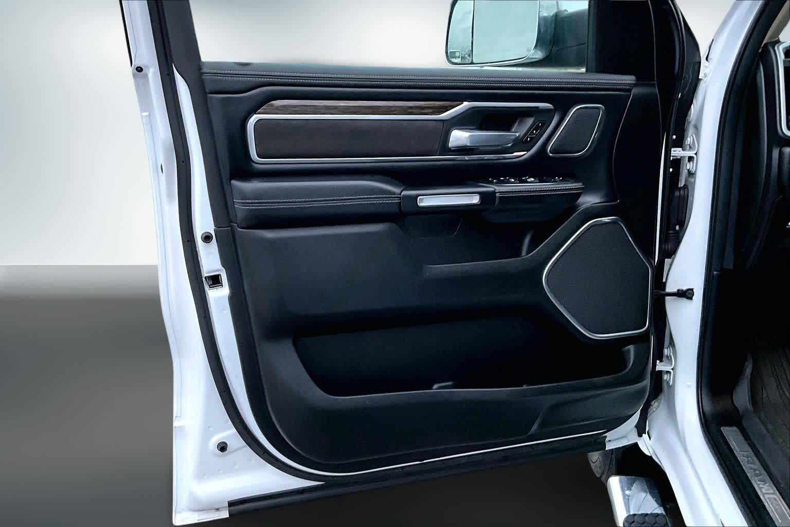 Thumbnail: 2020 RAM 1500 - 27