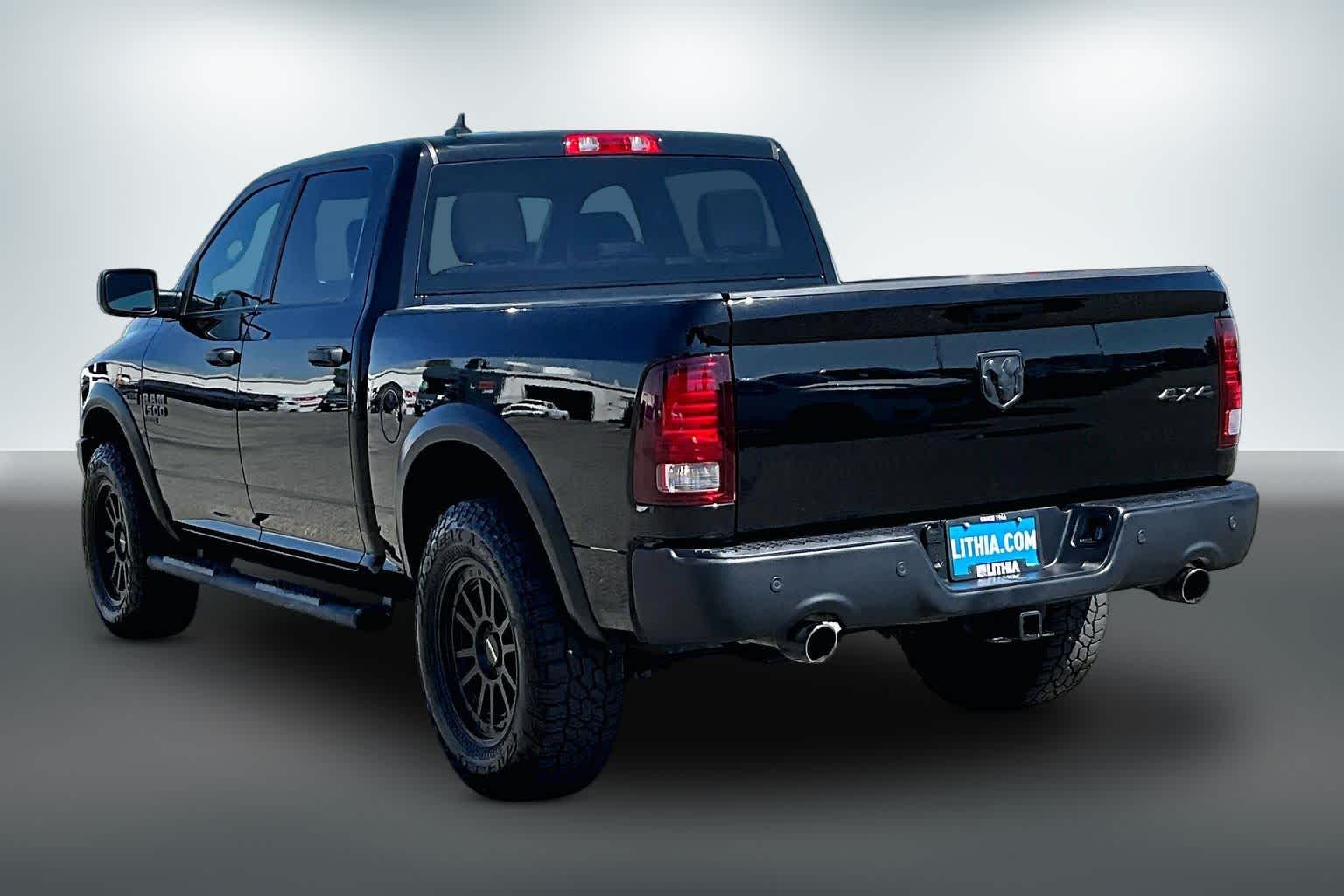 Thumbnail: 2024 RAM 1500 Classic - 3