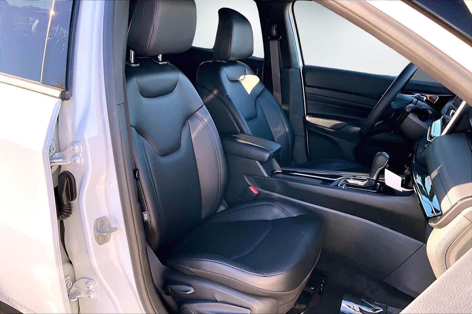 Thumbnail: 2026 Jeep Compass - 14