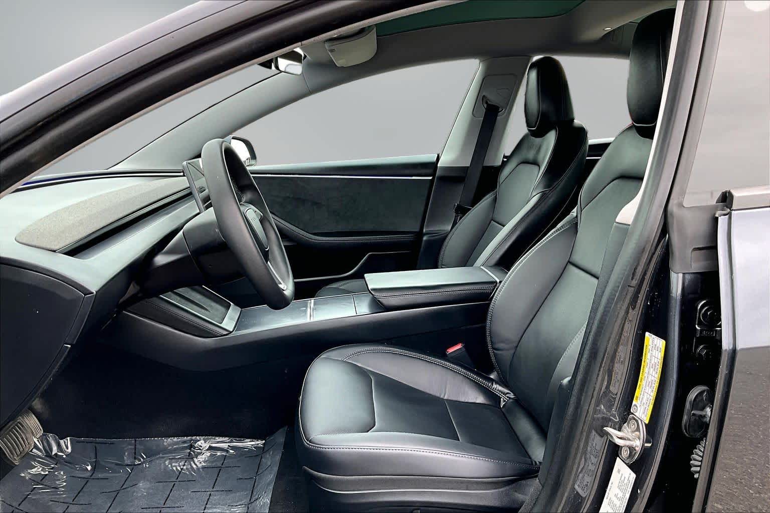 Thumbnail: 2024 Tesla Model 3 - 10