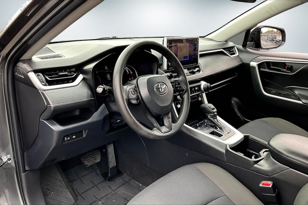 Used 2023 Toyota RAV4 LE SUV