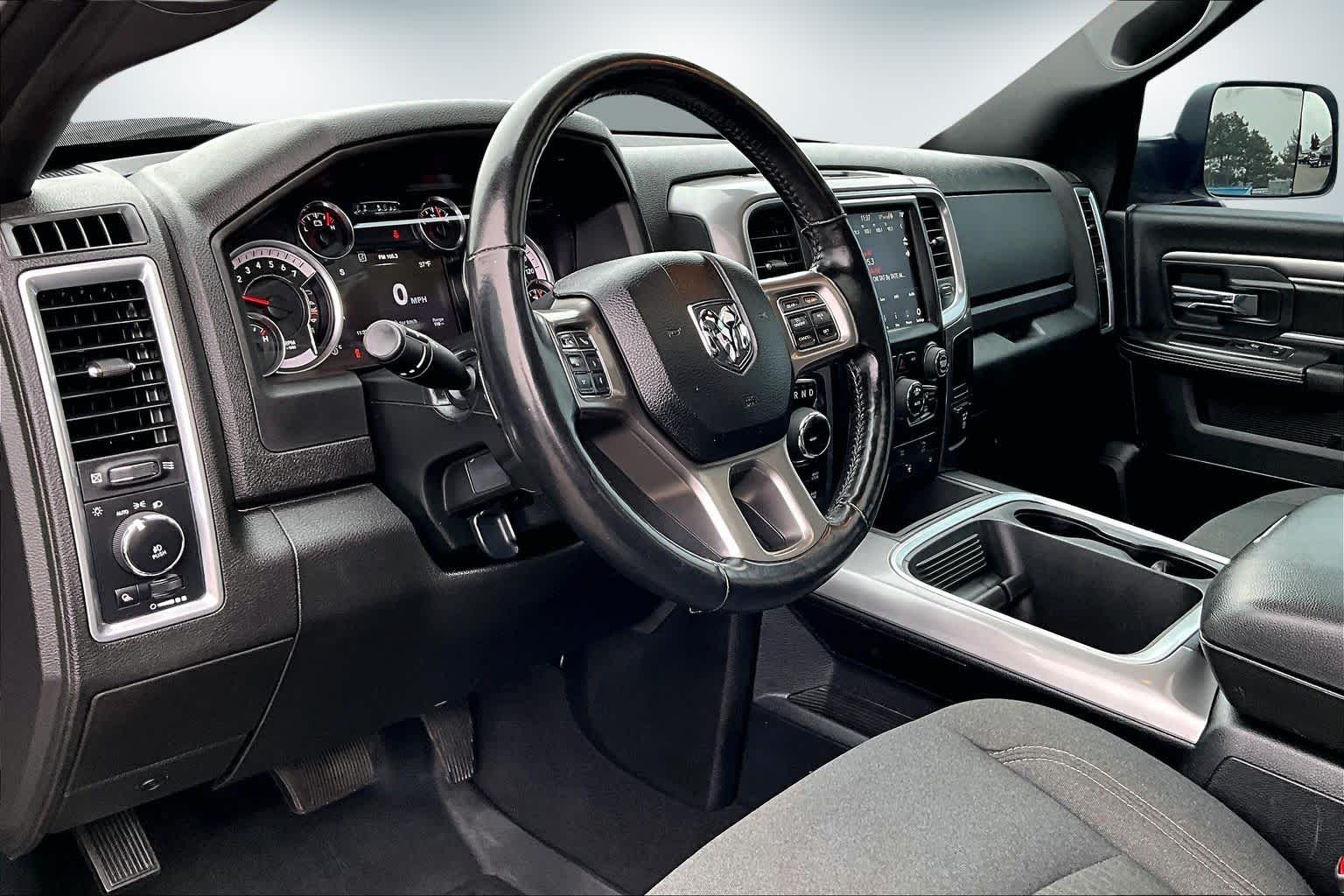 Thumbnail: 2021 RAM 1500 Classic - 2