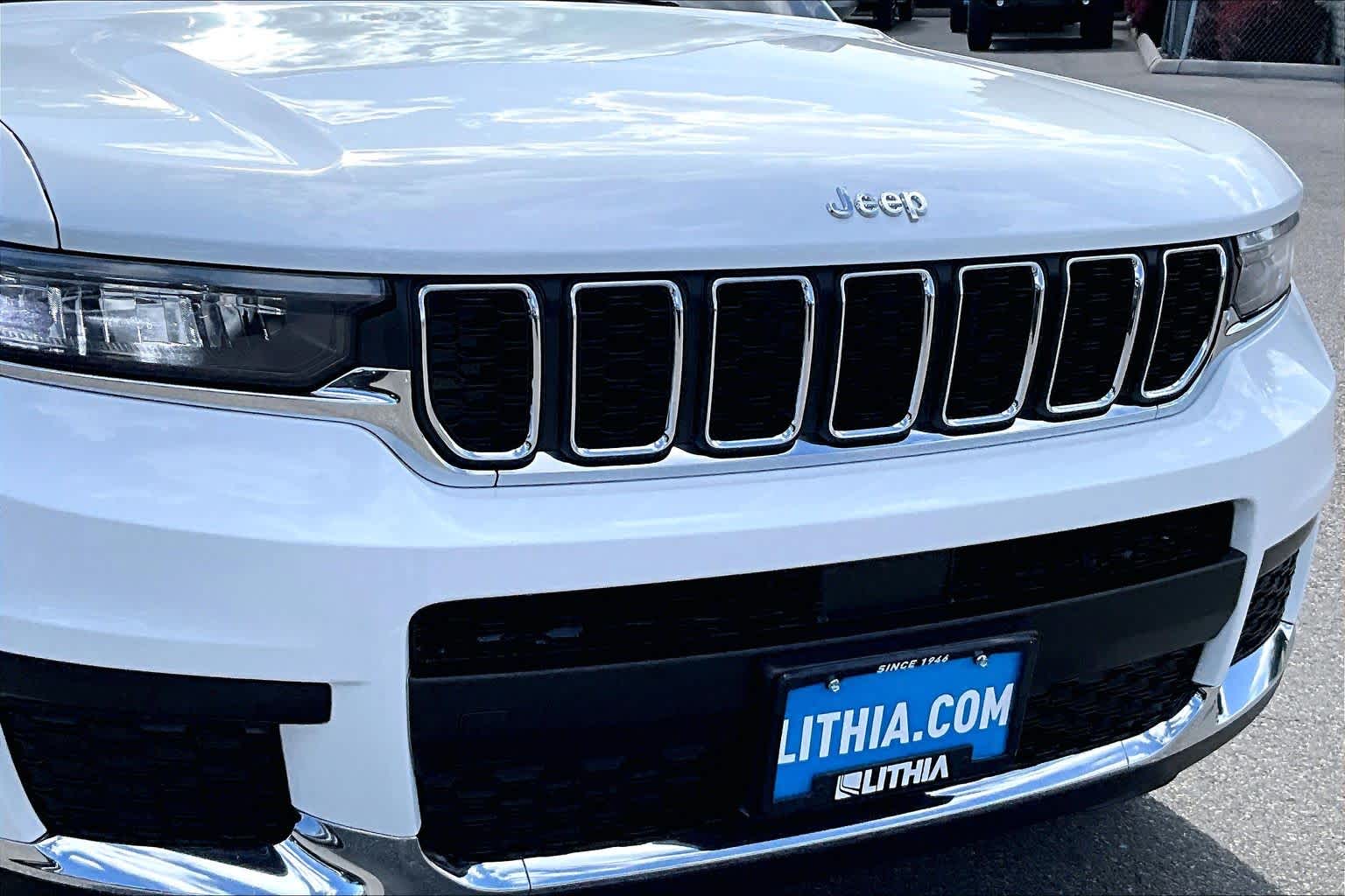 Thumbnail: 2024 Jeep Grand Cherokee L - 34