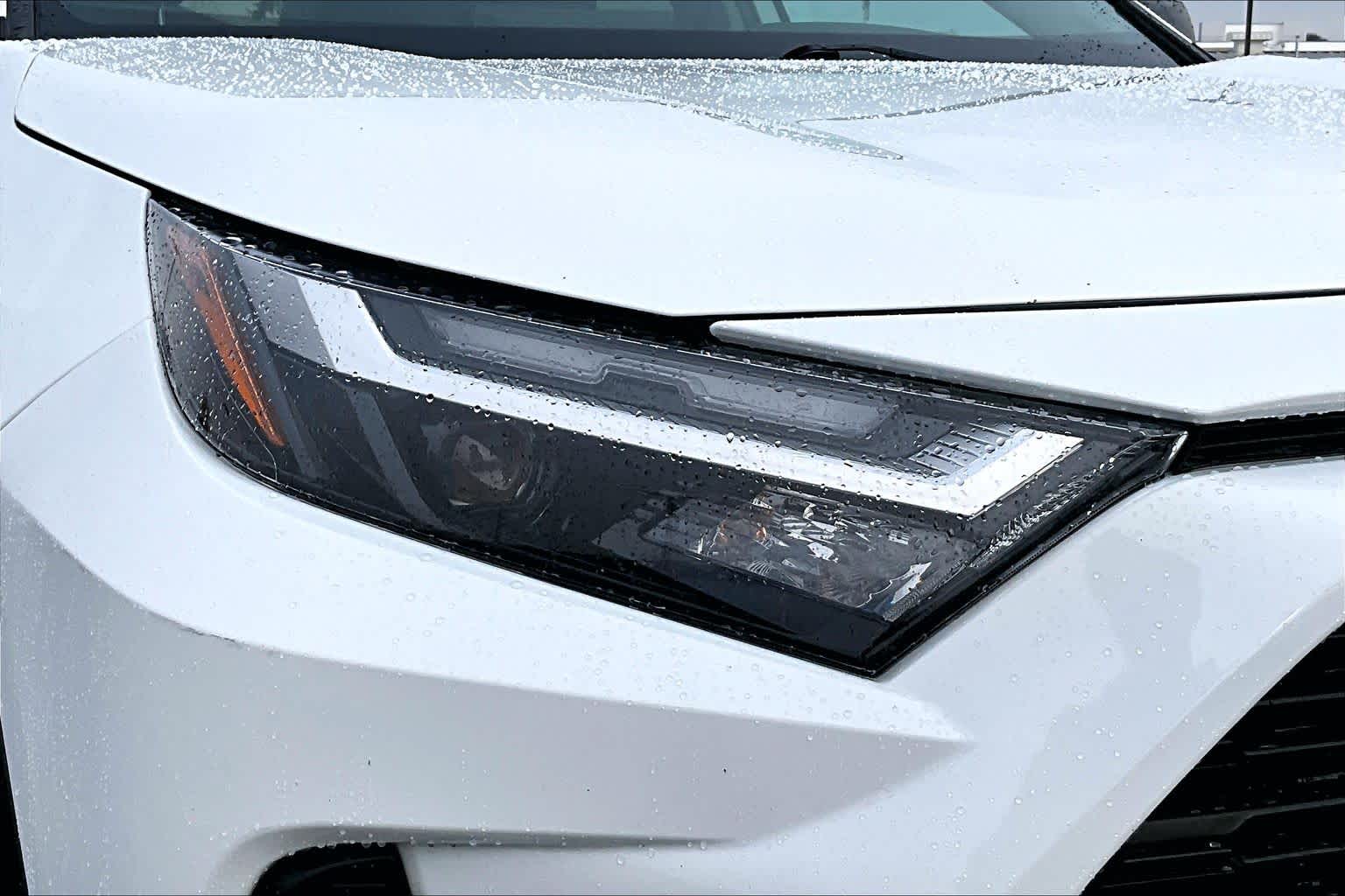 Thumbnail: 2024 Toyota RAV4 - 32