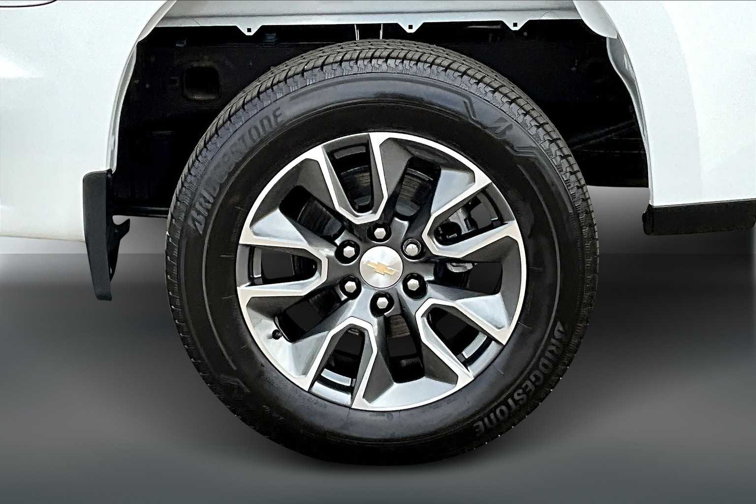 Thumbnail: 2023 Chevrolet Silverado 1500 - 37