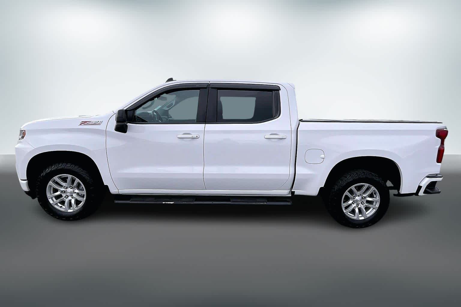 Thumbnail: 2021 Chevrolet Silverado 1500 - 3