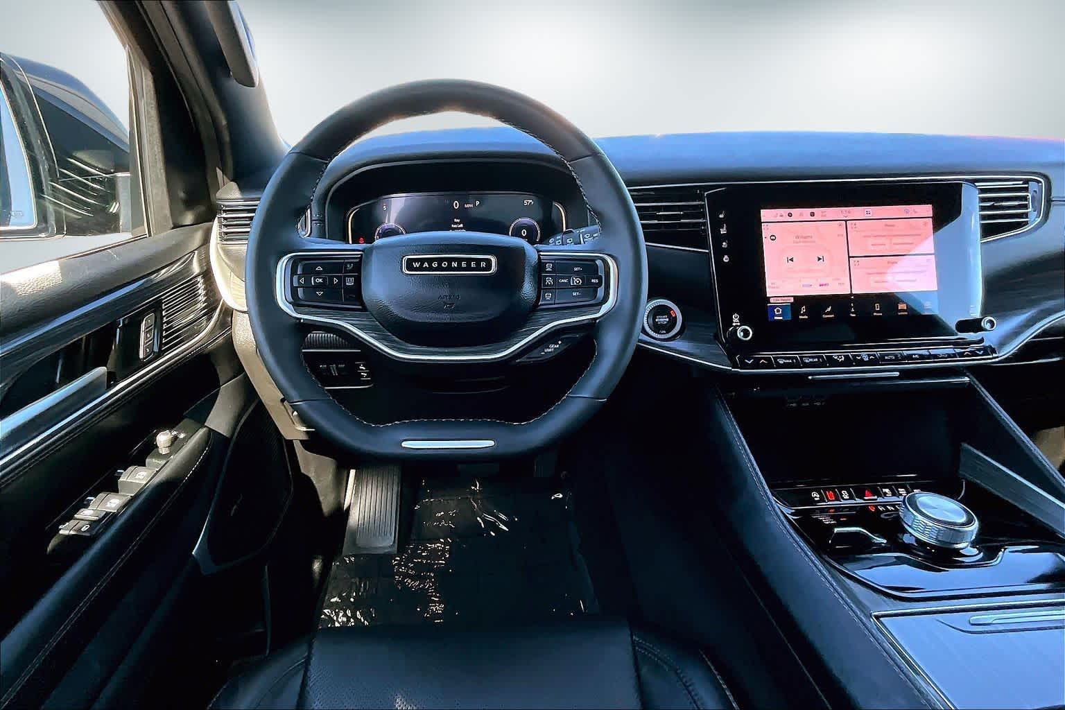 Thumbnail: 2024 Jeep Wagoneer - 14