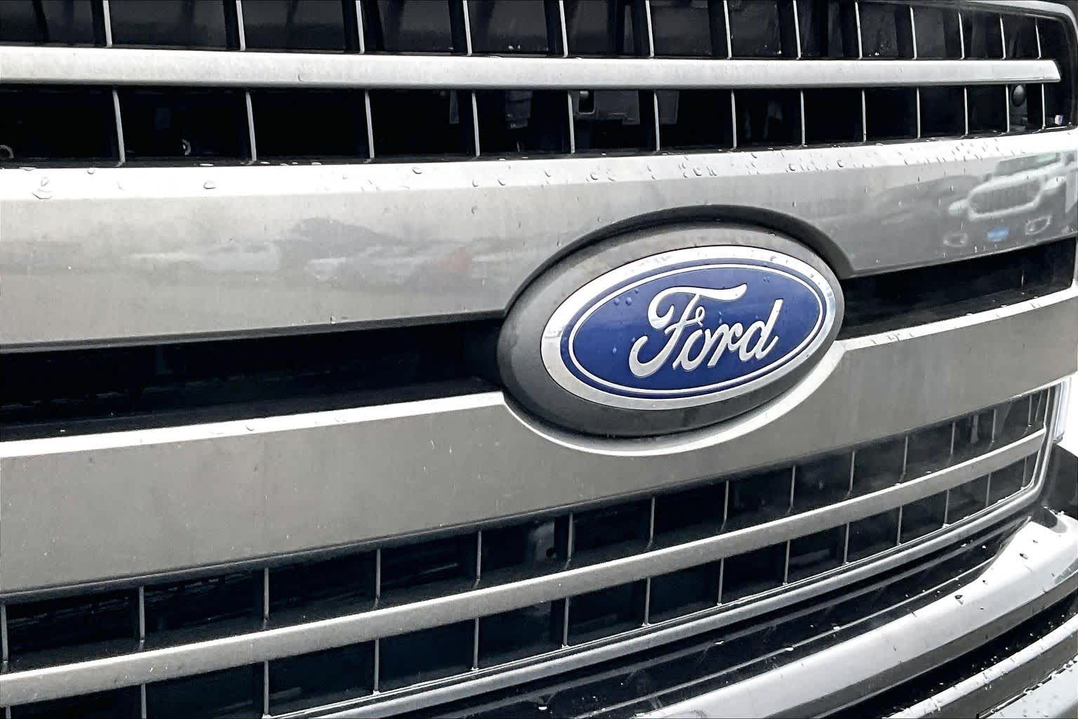 Thumbnail: 2018 Ford F-150 - 32