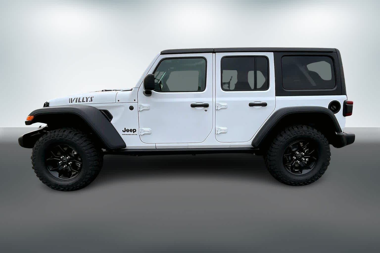 Thumbnail: 2026 Jeep Wrangler - 3