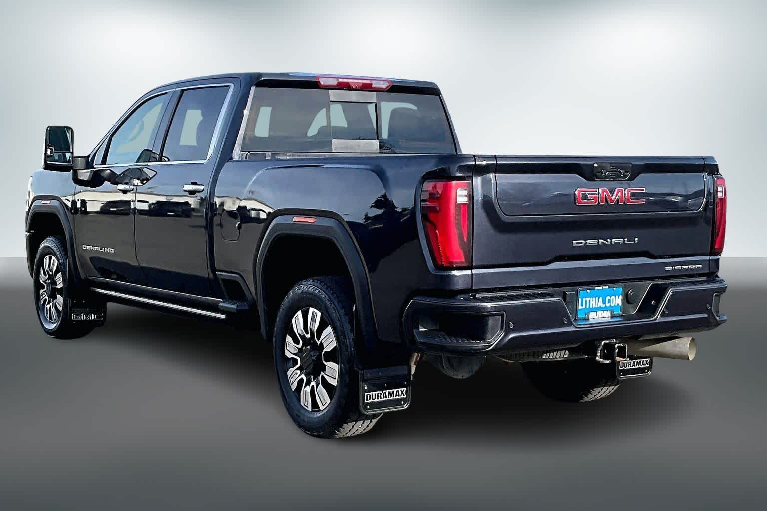 2024 Gmc Sierra 3500 HD Denali photo 4