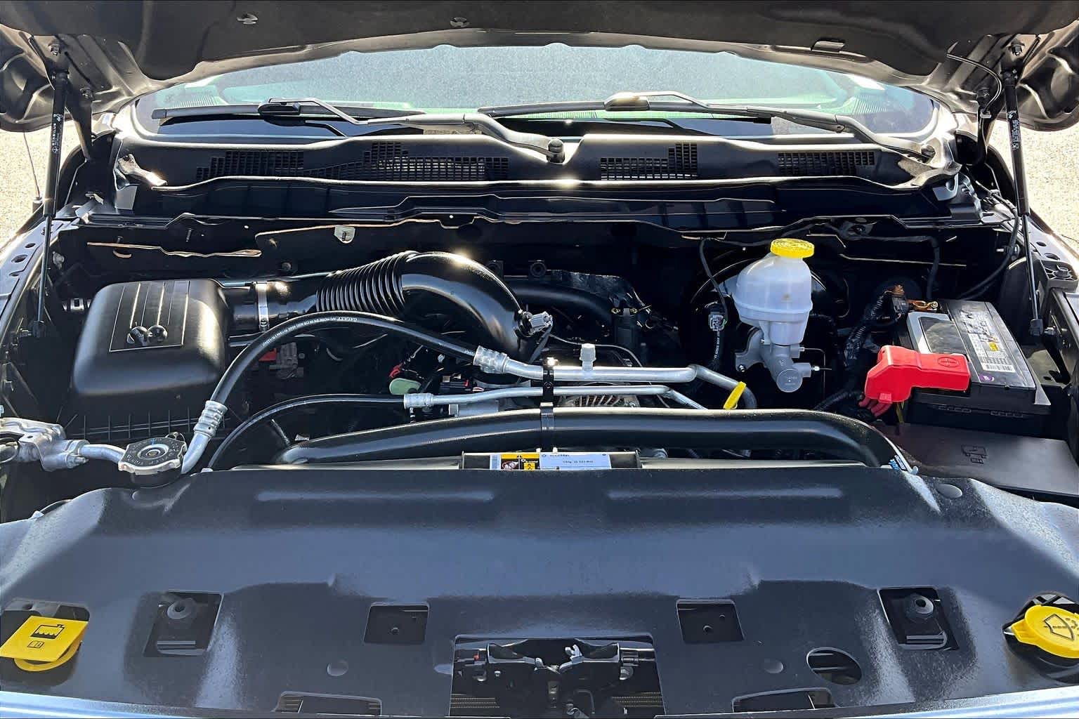 Thumbnail: 2021 RAM 1500 Classic - 9