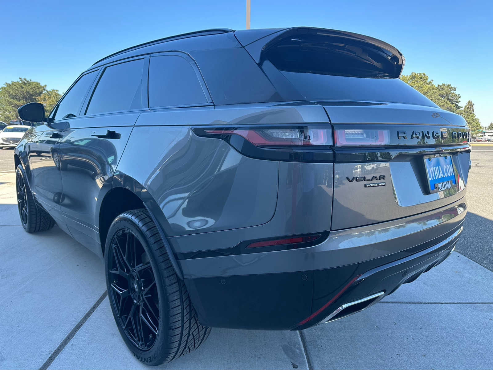 Thumbnail: 2018 Land Rover Range Rover Velar - 8