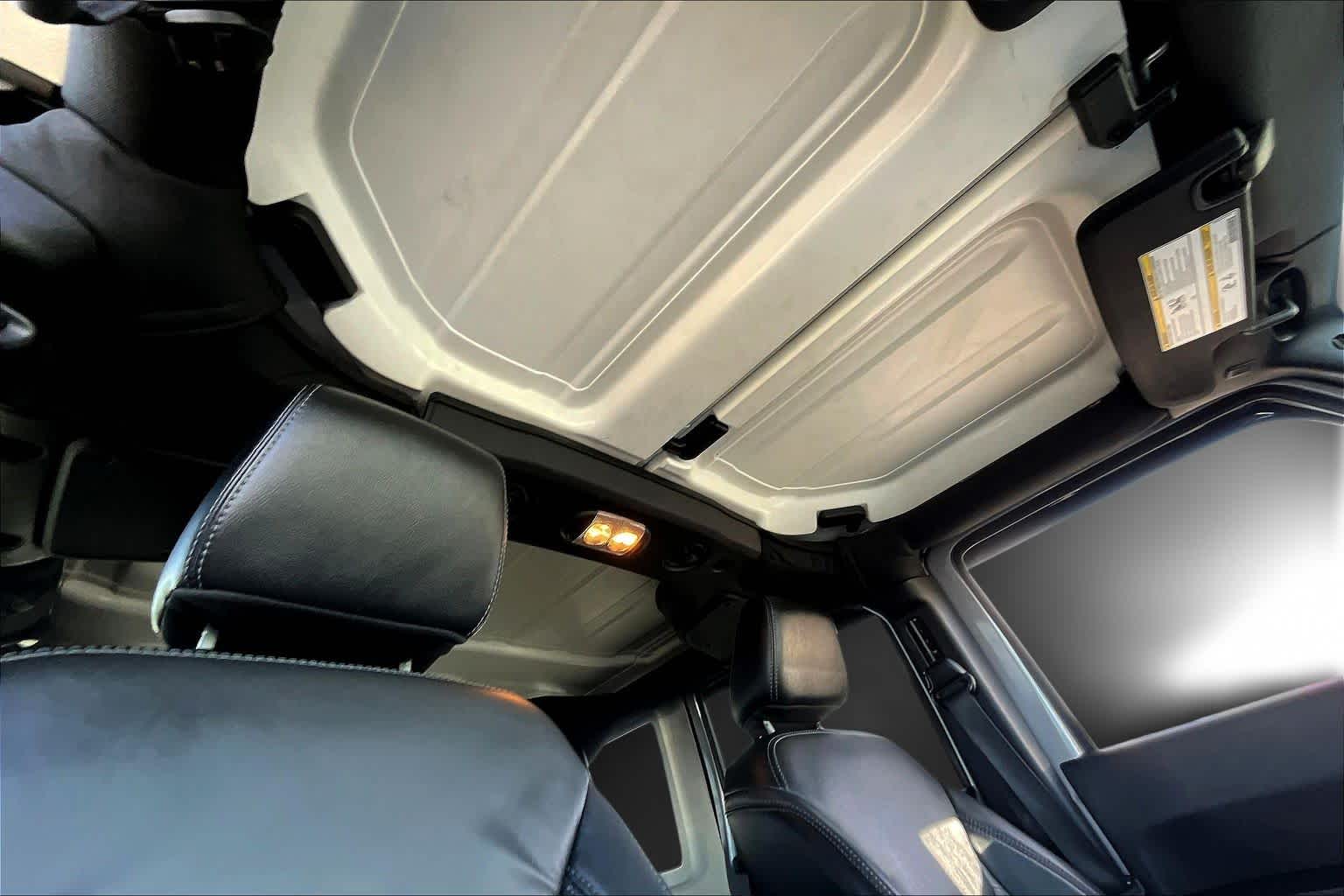 Thumbnail: 2018 Jeep Wrangler - 29