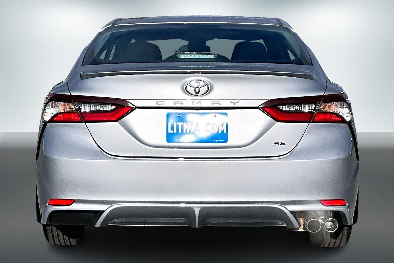 Thumbnail: 2022 Toyota Camry - 5