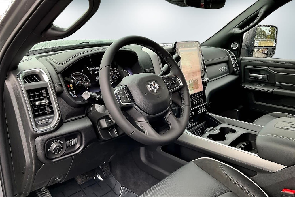 New 2026 Ram 2500 LARAMIE CREW CAB 4X4 8' BOX Pickup