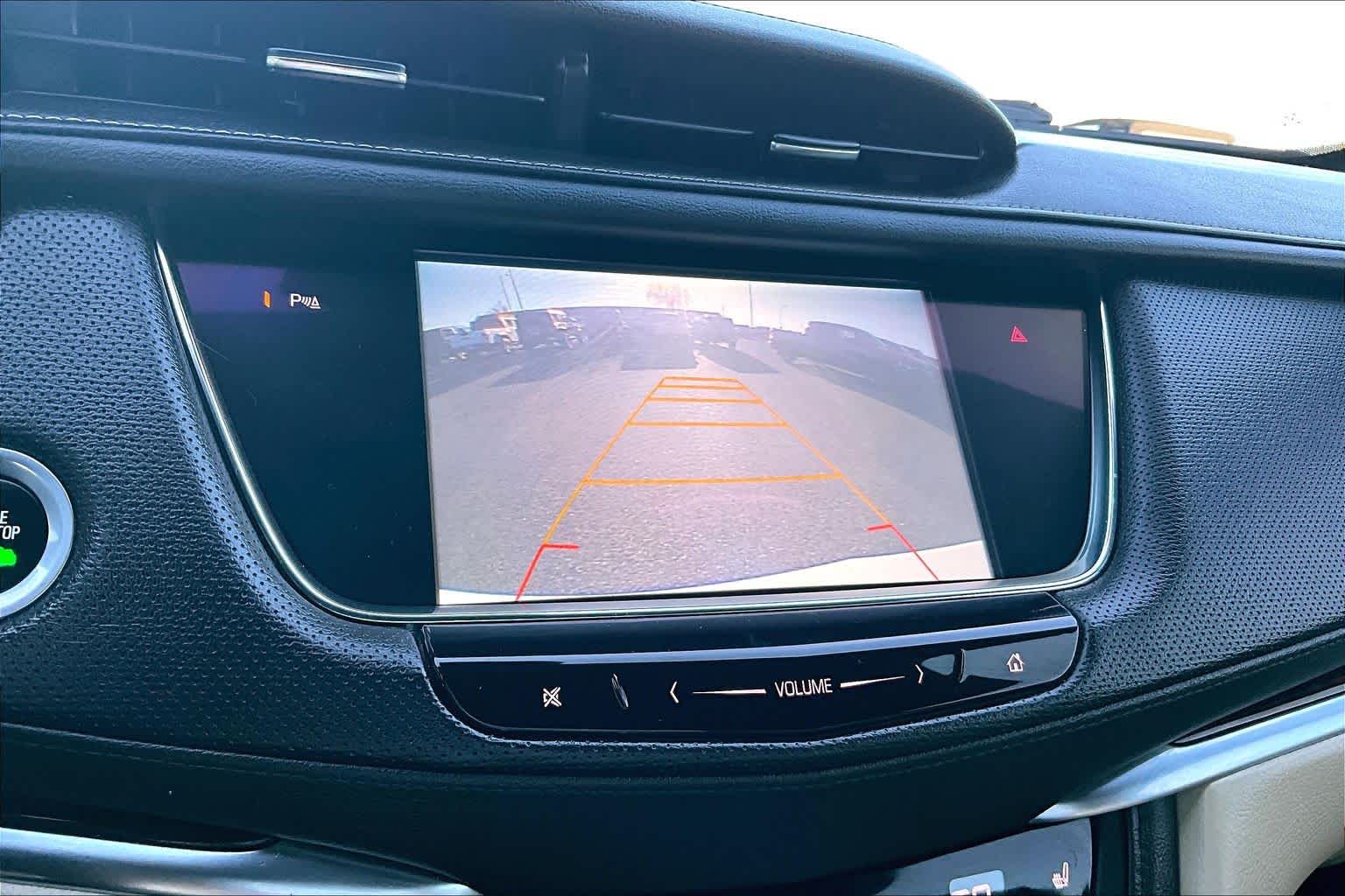 Thumbnail: 2017 Cadillac XT5 - 26