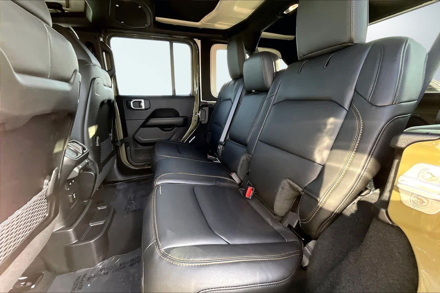 Thumbnail: 2026 Jeep Wrangler - 12