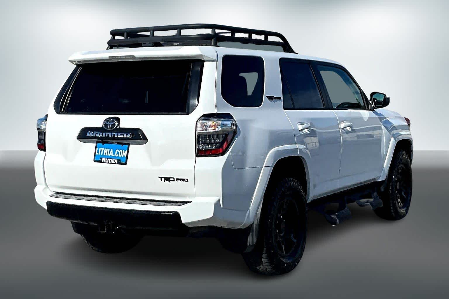 Thumbnail: 2019 Toyota 4Runner - 21