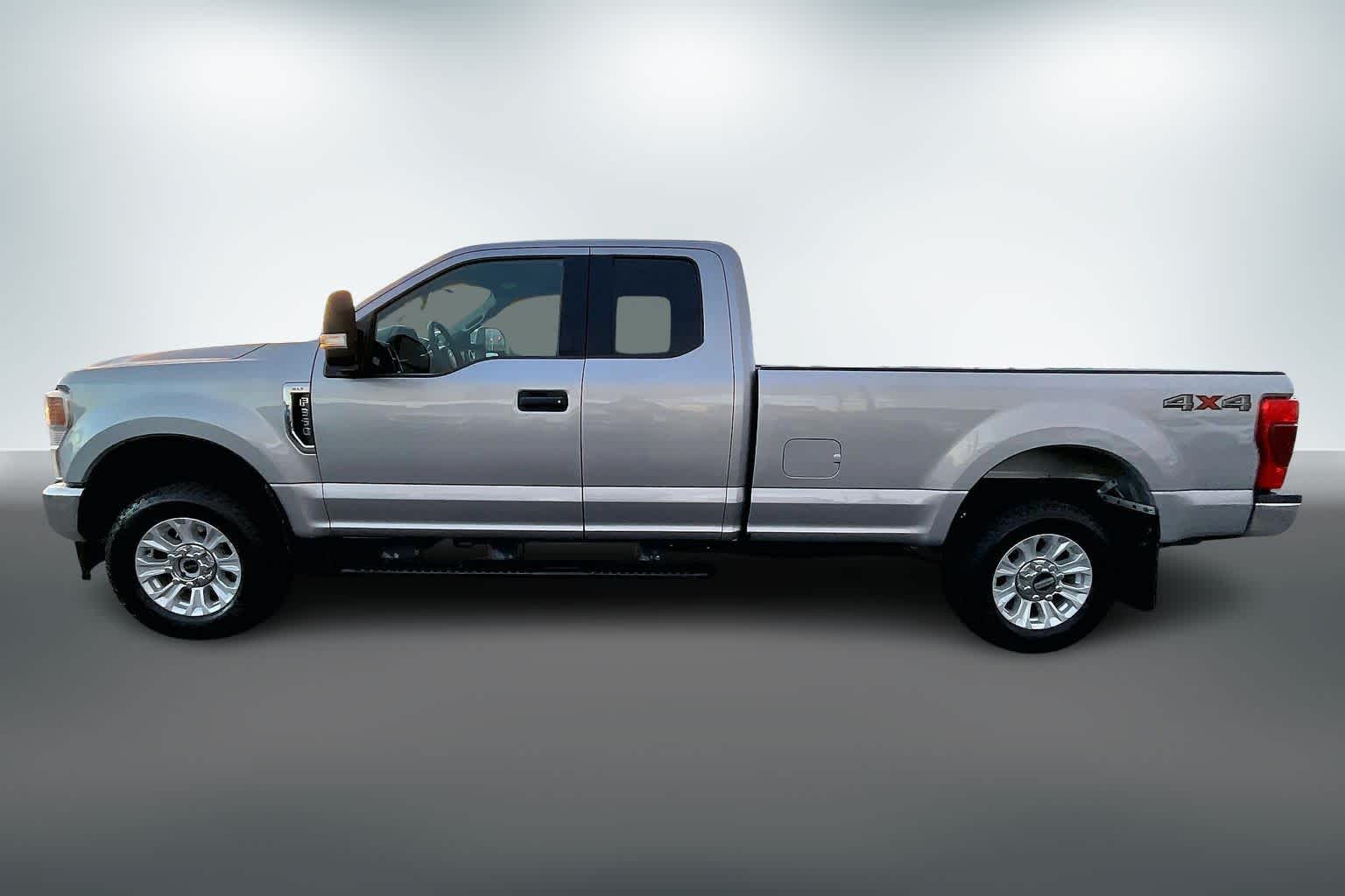 Thumbnail: 2022 Ford F-350 - 3