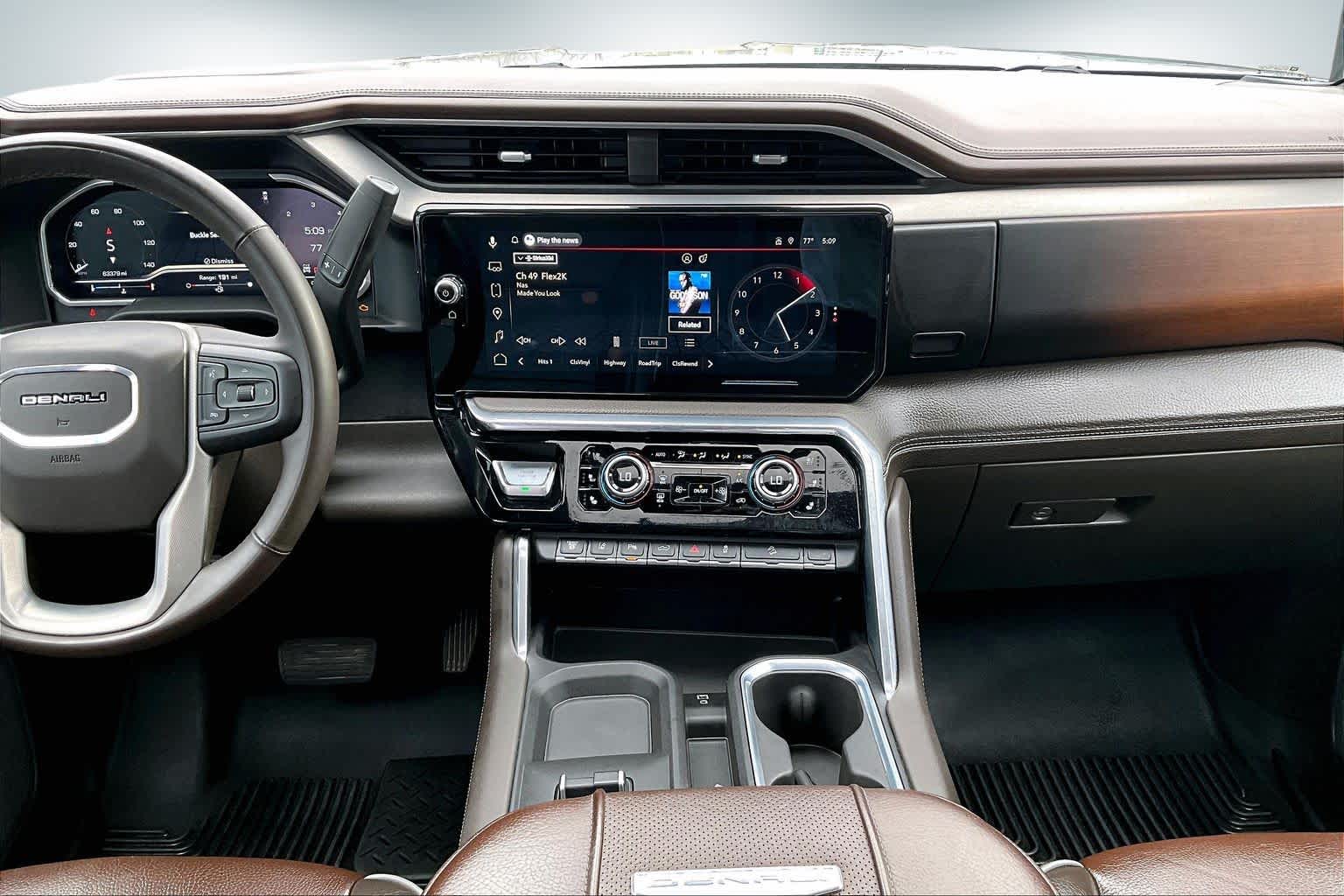 Thumbnail: 2024 GMC Sierra 3500 - 15