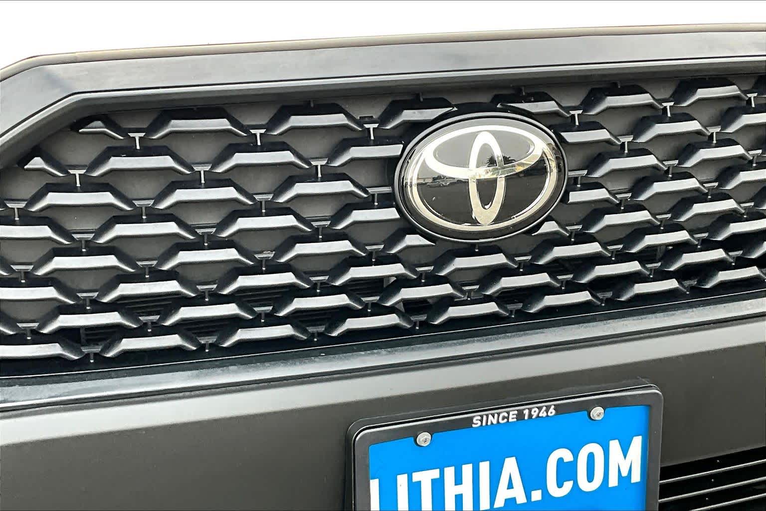 Thumbnail: 2024 Toyota Corolla Cross - 34