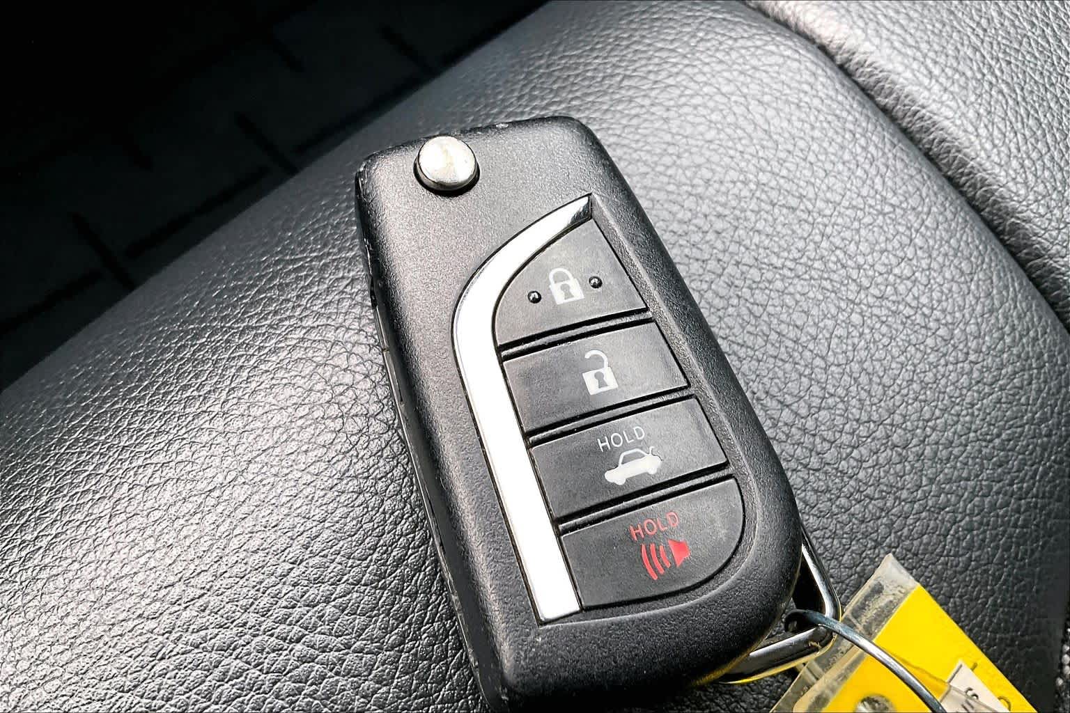 Thumbnail: 2023 Toyota Camry - 19