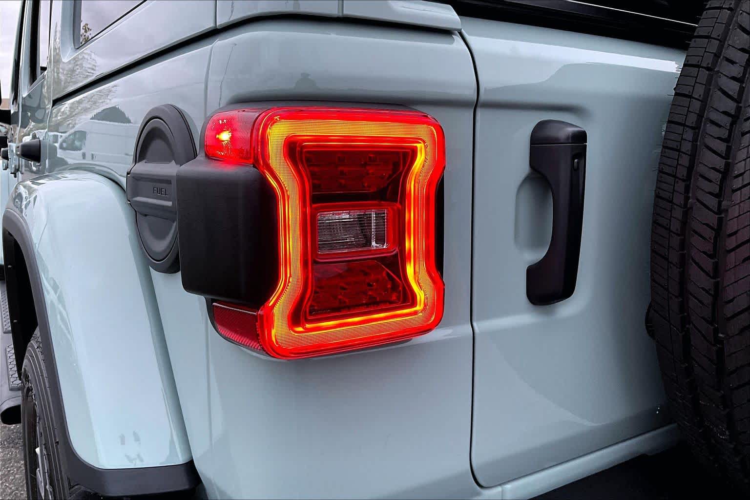 Thumbnail: 2024 Jeep Wrangler - 33