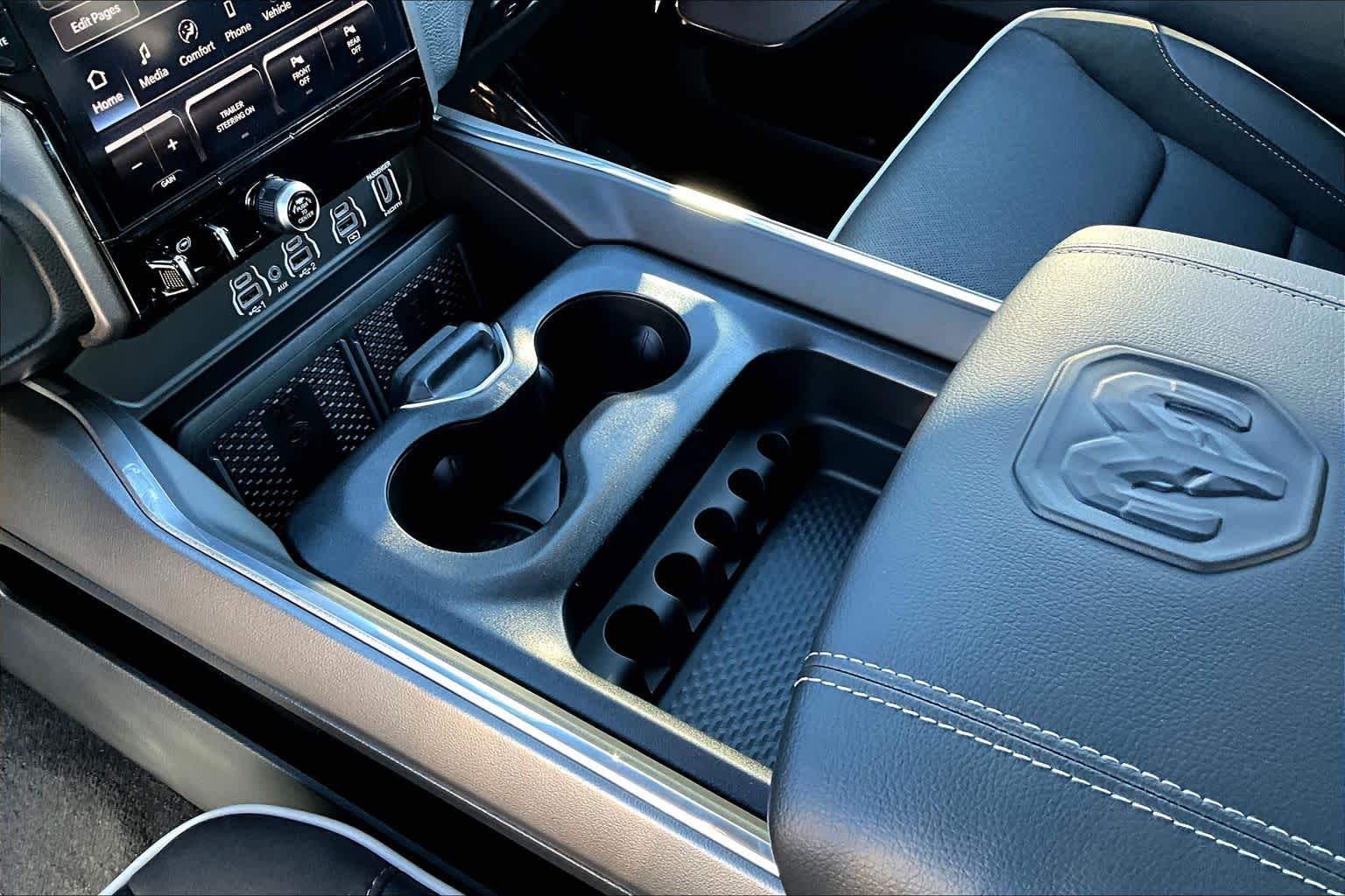 Thumbnail: 2026 RAM 1500 - 17