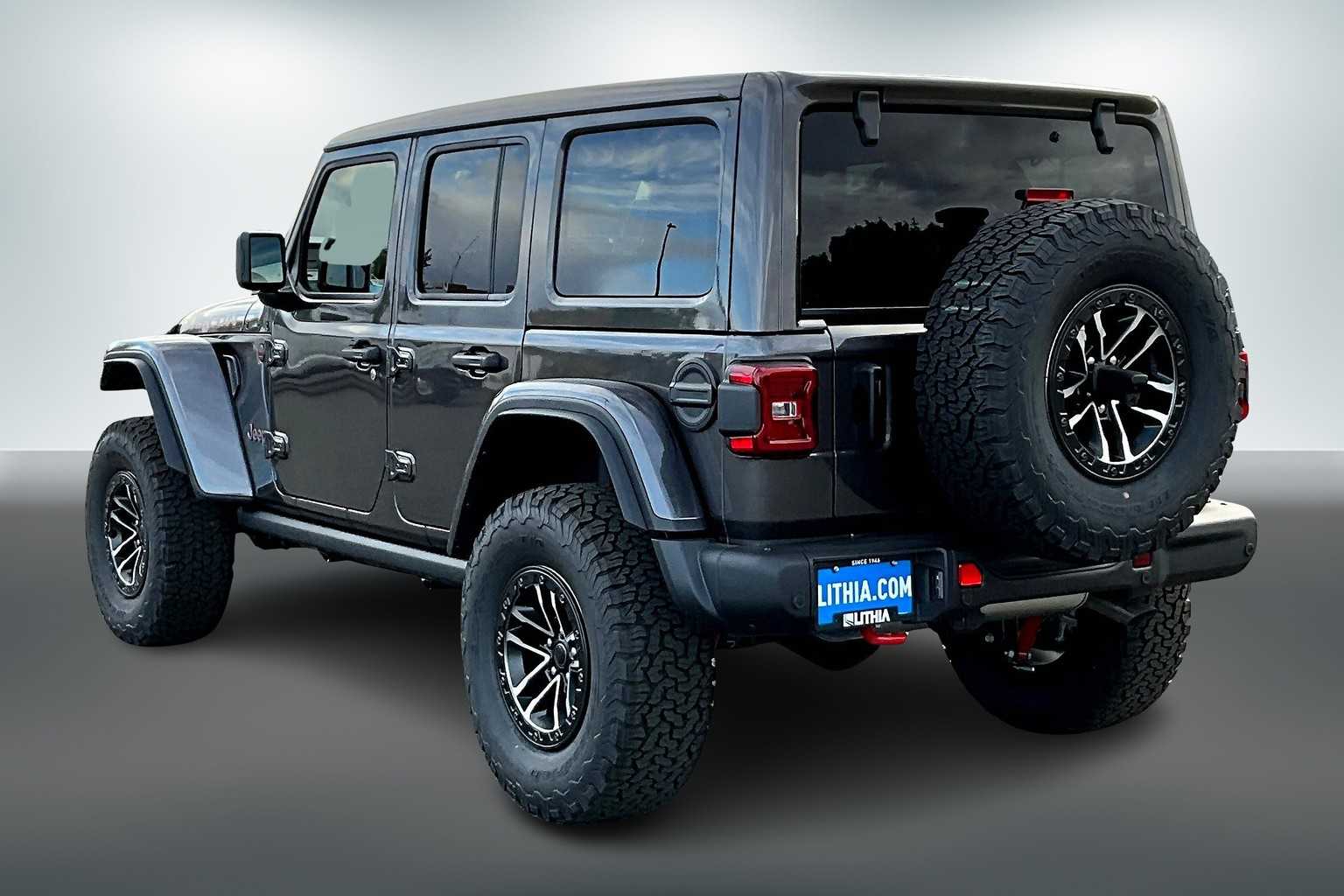Thumbnail: 2025 Jeep Wrangler - 4