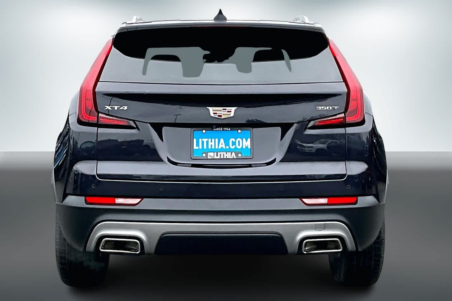 Thumbnail: 2023 Cadillac XT4 - 5