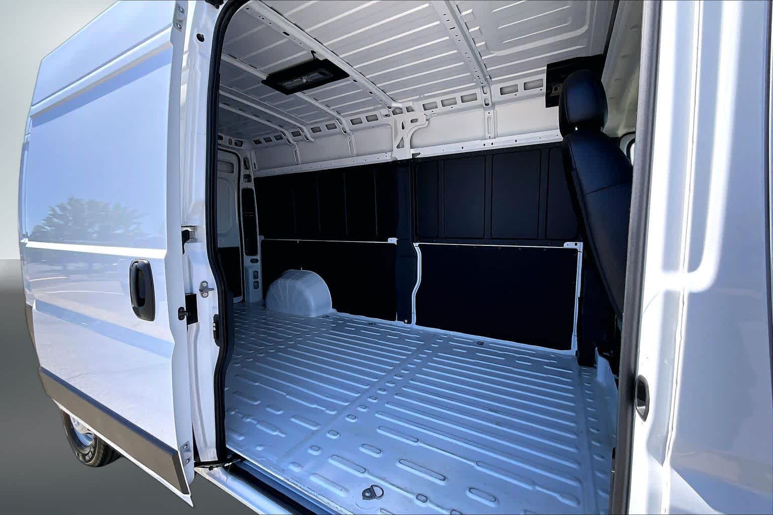 Thumbnail: 2026 RAM ProMaster - 27