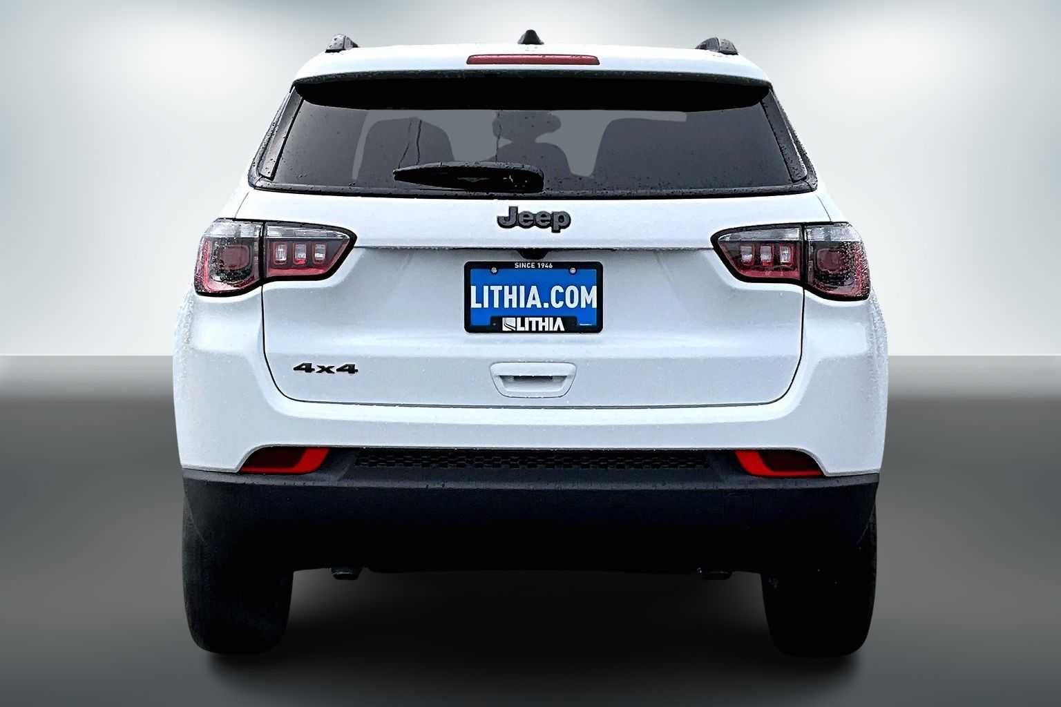 Thumbnail: 2026 Jeep Compass - 5