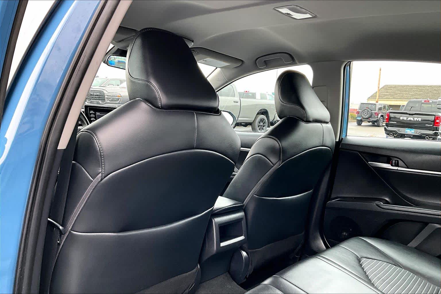 Thumbnail: 2023 Toyota Camry - 12