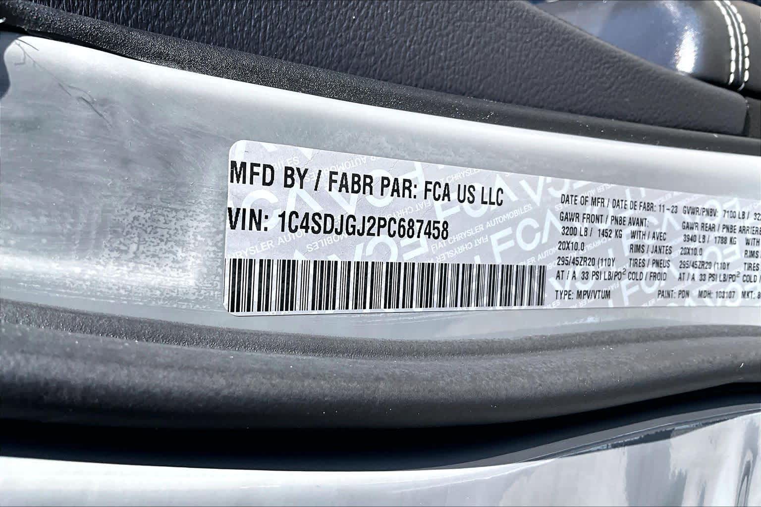 Thumbnail: 2023 Dodge Durango - 20