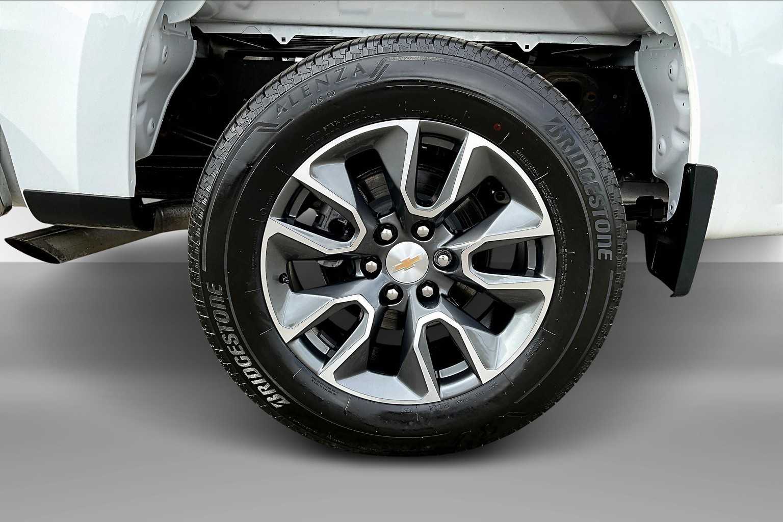 Thumbnail: 2023 Chevrolet Silverado 1500 - 36
