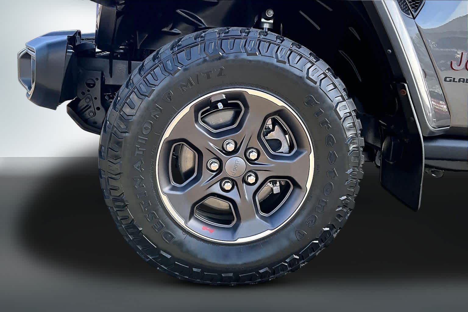 Thumbnail: 2021 Jeep Gladiator - 7