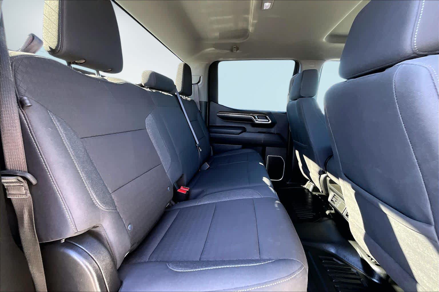 Thumbnail: 2024 Chevrolet Silverado 1500 - 30