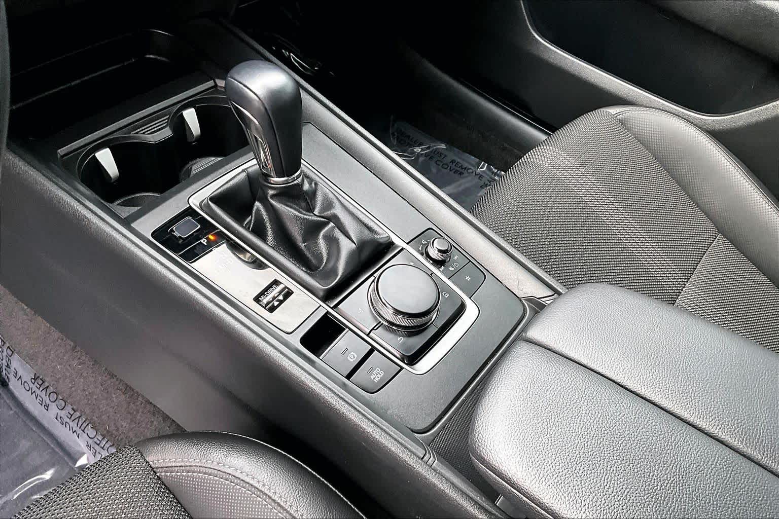 Thumbnail: 2025 Mazda CX-50 - 16