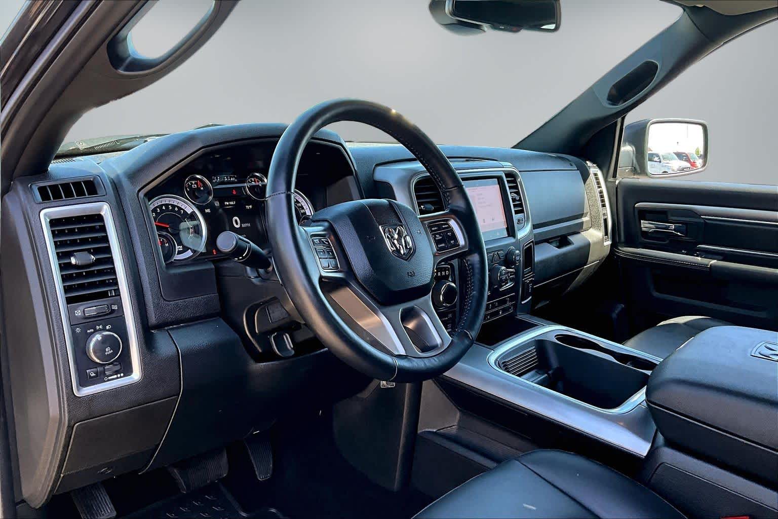 Thumbnail: 2024 RAM 1500 Classic - 2