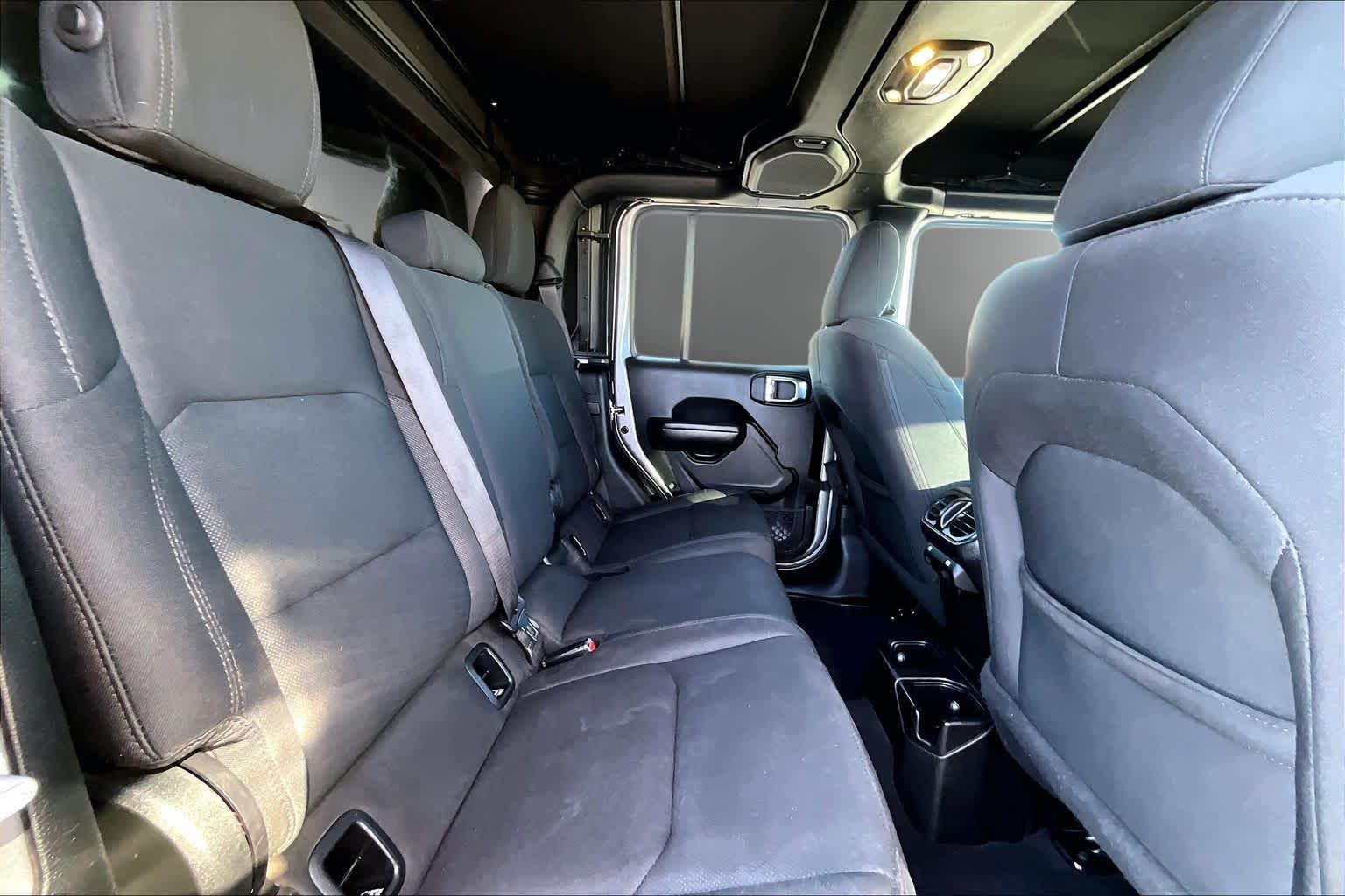 Thumbnail: 2020 Jeep Gladiator - 30