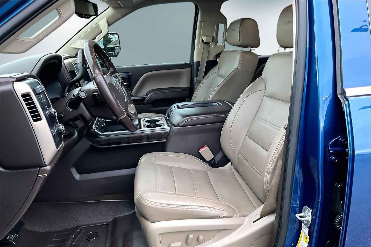 Thumbnail: 2015 GMC Sierra 2500 - 11