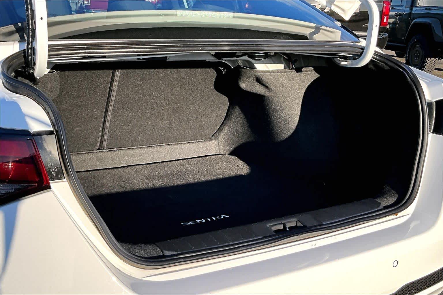 Thumbnail: 2024 Nissan Sentra - 18