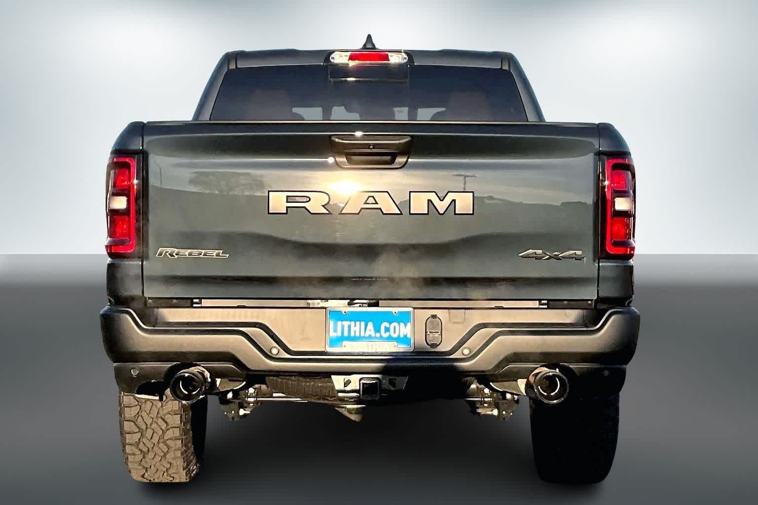Thumbnail: 2026 RAM 1500 - 5