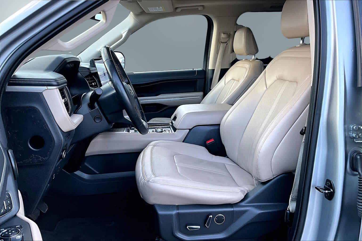 Thumbnail: 2023 Ford Expedition MAX - 11