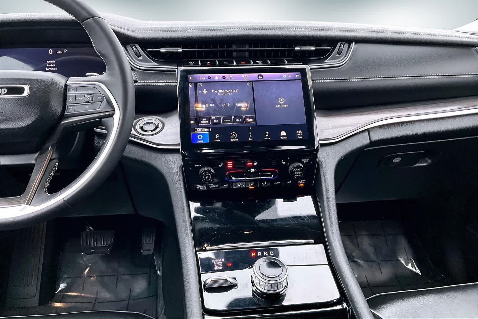 Thumbnail: 2023 Jeep Grand Cherokee - 15