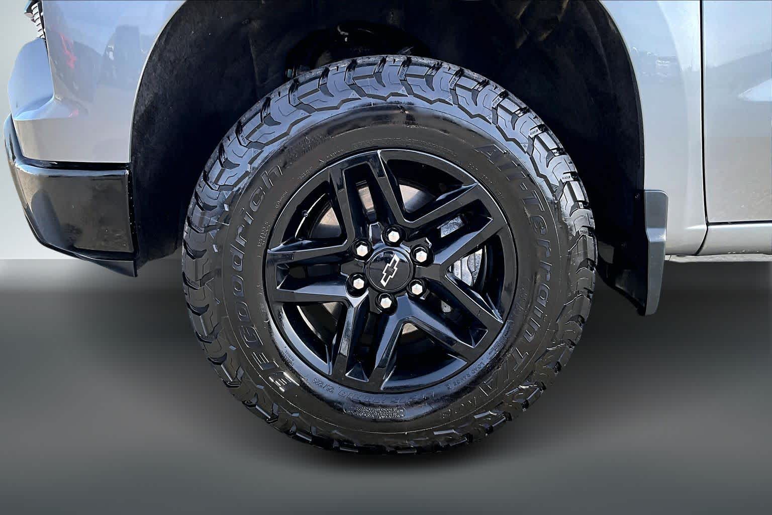 Thumbnail: 2024 Chevrolet Silverado 1500 - 8